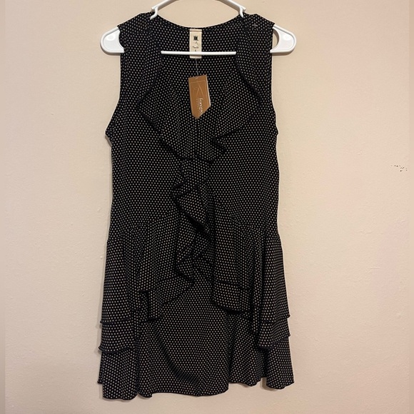 Needle & Thread Dresses & Skirts - NWT Francesca's Dress, size Medium